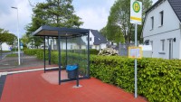 Nienhagen, Bushaltestelle Kliffstrasse fertig