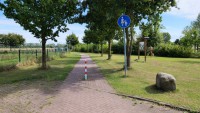 Weg zwischen "Neurethwischer Weg" und "An den Weiden" nur für Fußgänger erlaubt
